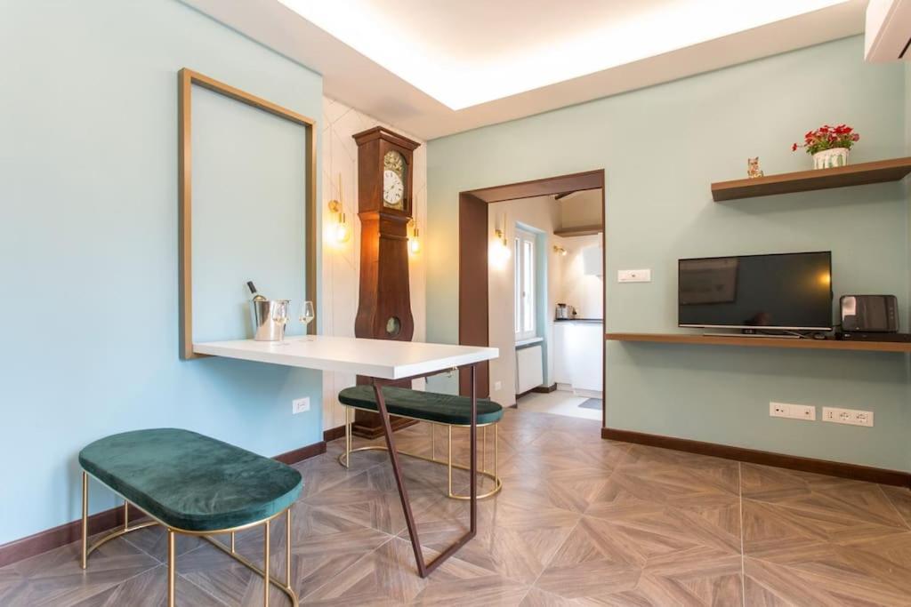 Frangipane 31 Monti Terrace Apartment Рим Екстериор снимка
